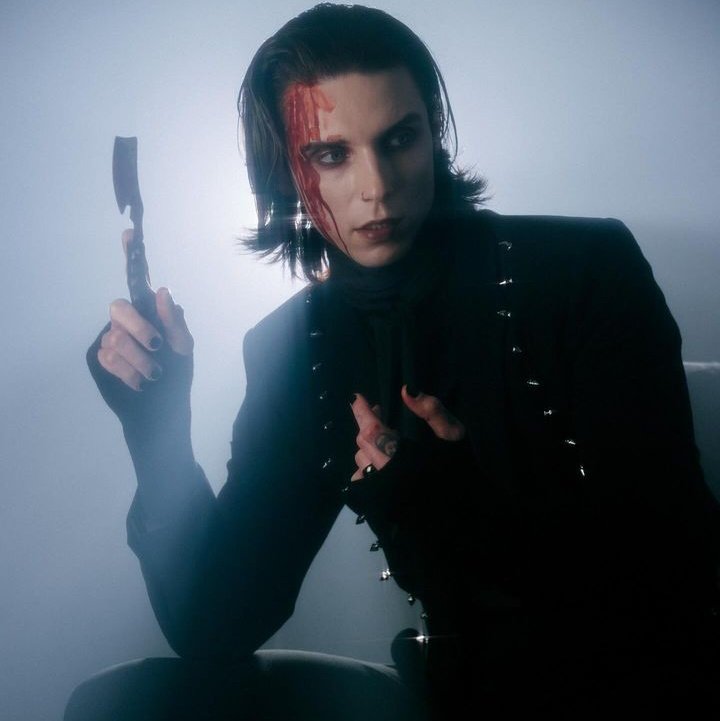 dean_hell_'s tweet photo. #NewProfilePic https://t.co/DPNxN9Zyx6