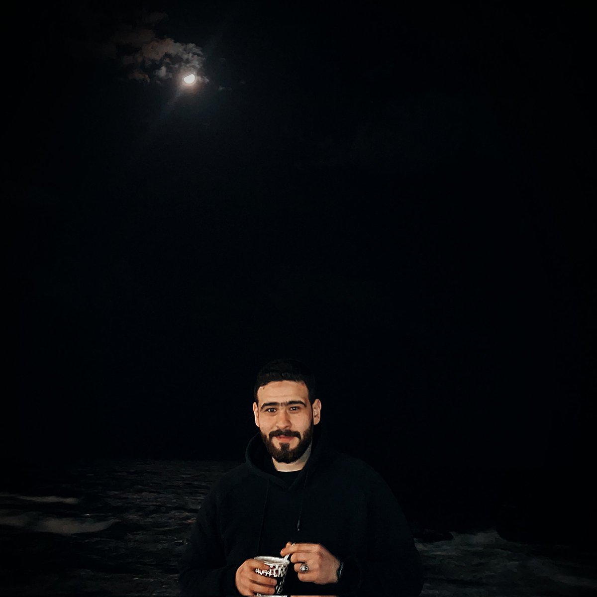 #NewProfilePic
"دُنيايَ دُونَ هُداكَ لَيْلٌ حَالِك
 وبِغَيْرِ نُورِكَ رَبَّاهُ لا أَكُونُ بَصِيرَا" 🌔