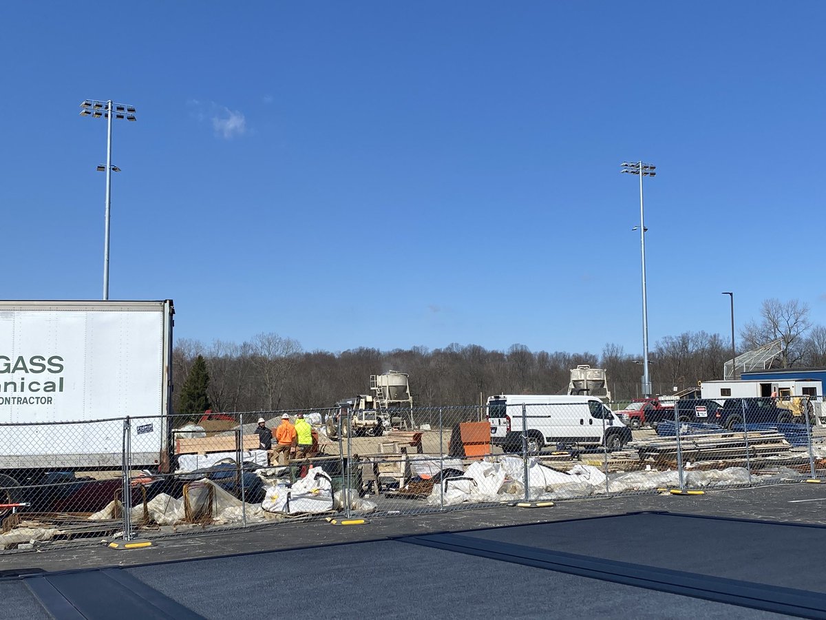 BrandonW_Musco's tweet image. Lots of progress being made. BIG things happening @CFCSindians! @MuscoLighting @FanningHowey @ANRElectric #TLCforLED #WeMakeItHappen