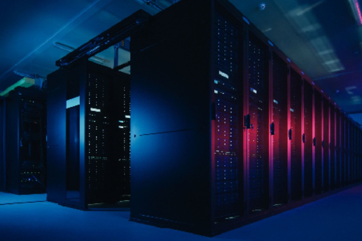 MicronTech's tweet photo. Discover the potential of Flexible Data Placement (FDP) in our latest blog. We delve into how FDP can reduce write amplification on NVMe SSDs and could lead to increased usable capacity, longer device life and optimized SSD usage. https://t.co/OANTnO5yhp https://t.co/y7hC9WFMha