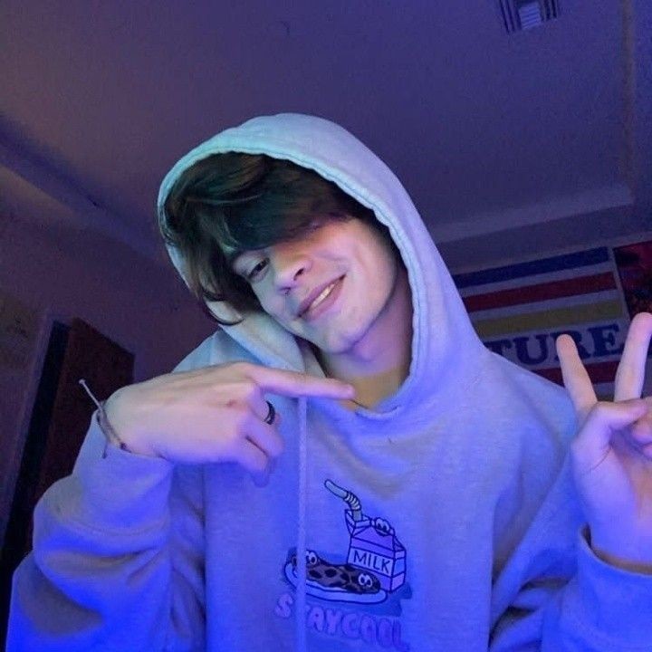 Daddy Mark😈 tweet media