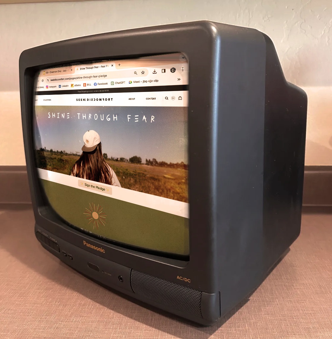 Yes Theory (@yestheory) on Twitter photo just getting some stuff from seek discomfort's new drop in our high tech tv at the office
always a great HD experience
p.s: this photo may or may not have been made using photoshop
p.s2: the new drop at seek discomfort is true tho, go check it out just getting some stuff from seek discomfort's new drop in our high tech tv at the office
always a great HD experience
p.s: this photo may or may not have been made using photoshop
p.s2: the new drop at seek discomfort is true tho, go check it out