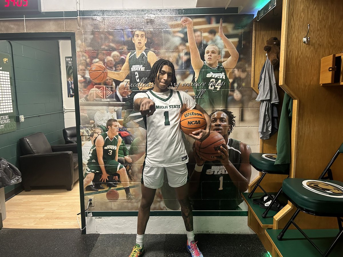 peytonnewbern1's tweet photo. Had a great visit at Bemidji State today. Big thanks to the coaching staff for having me. @mboschee10 @AlexFodness @BSUBeaversMBB https://t.co/iM5DrtR1HR