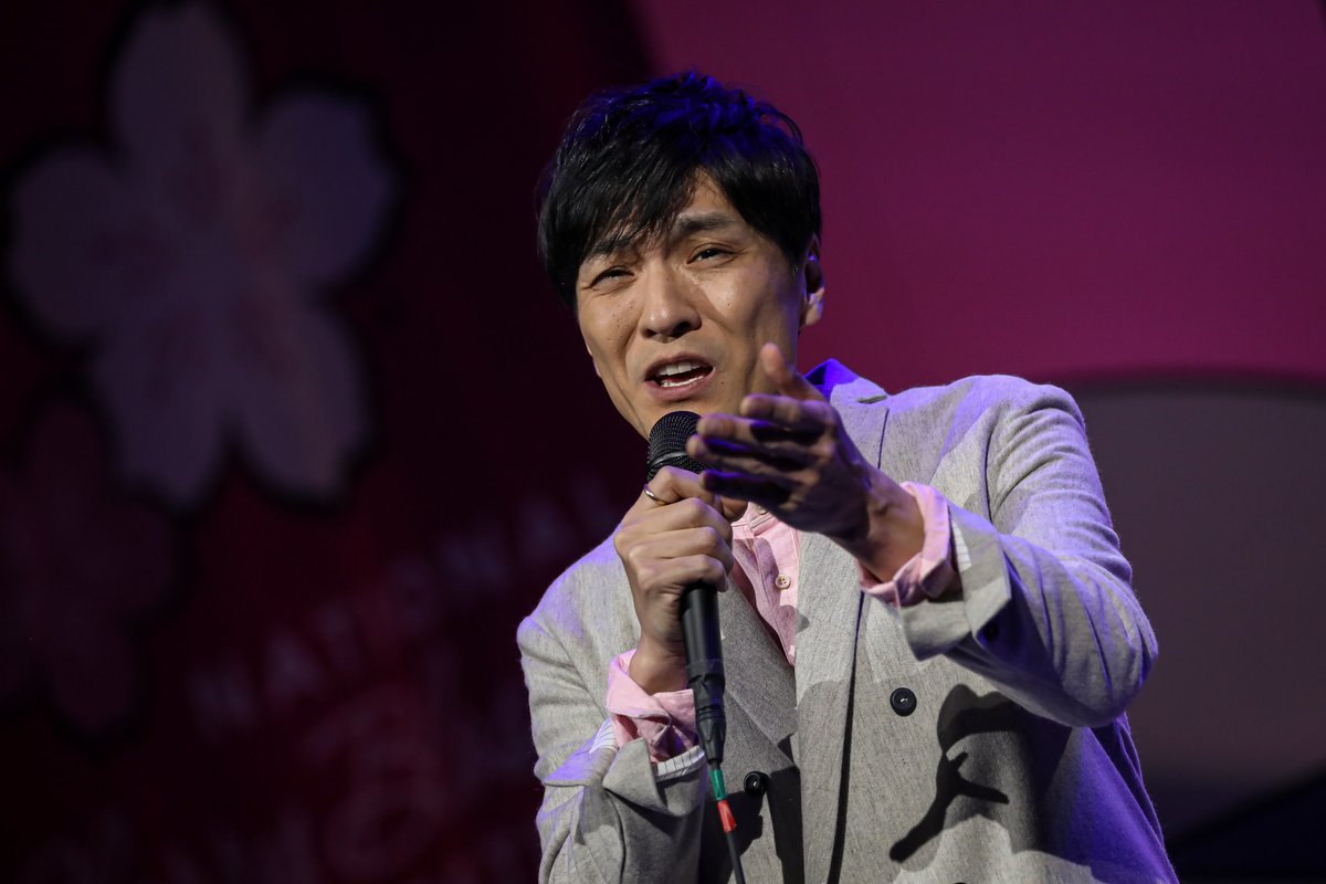 AaronWebb_DC's tweet image. Out of the editing room, so here's a couple more photos of Naotaro Moriyama (@naotaroofficial) at this weekend's @cherryblossfest Opening Ceremony at @DCWarnerTheatre! 

@japanembdc @naotaro_staff @JF_NewYork #cherryblossfest #springtogether #openingceremony