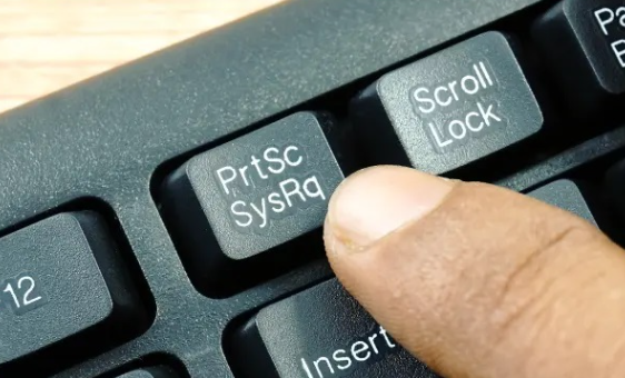 pxssarelli's tweet photo. @Reaven_Team infelizmente o camera não possui esse botão no teclado: https://t.co/n1FnEsReTU