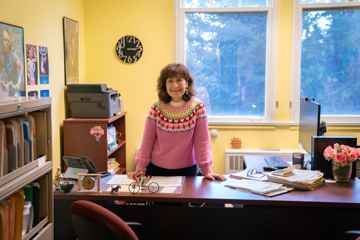 Today we bid a bittersweet farewell to long-time Administrator Sandy Lapsky after an exceptional 42 years at @UBC. 💖'The heart of the department”, we thank her for her innumerable contributions. 🙏 Congratulations on your retirement Sandy!🥳 Her story: bit.ly/SandyLapsky