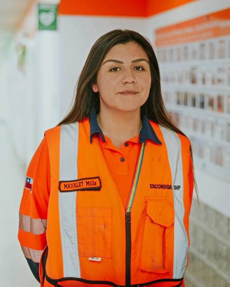 👷‍♀️ Meet Mayalet. Seven years ago Mayalet joined our Escondida operations, in Chile, through the “Mineras” training program, and today she works as an operator in the concentrator plant Laguna Seca. 👉 bhp.co/Mz #chile #womeninmining #minerasprogram