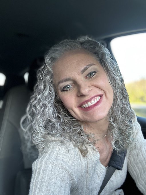 Happy Thursday! ☀️💋 #milf #bi #swinger #sexyover40 https://t.co/SyjWRERirc https://t.co/cLmYNzy9xk<a href="/tag/milf"class="tags">#milf</a><a href="/tag/bi"class="tags">#bi</a><a href="/tag/swinger"class="tags">#swinger</a><a href="/tag/sexyover40"class="tags">#sexyover40</a>