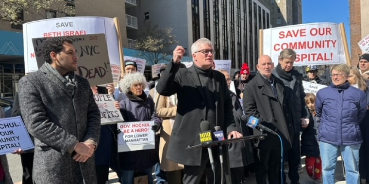 I joined my colleagues across all levels of government for our rally to save Mount Sinai Beth Israel from closing. Together, we are fighting for accessible and quality healthcare for residents of Lower Manhattan and beyond.