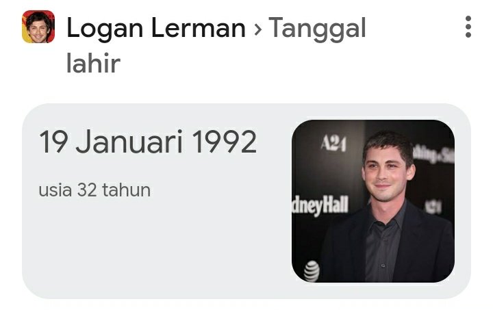 aprlmm's tweet photo. Harus kuseberkan berita (halu) ini kepada dunia!

Logan lerman pasti lihat logku di letterboxd, krn kemarin aku nonton Forgetting Sarah Marshall di 19 Januari, bertepatan dgn ultahnya logan. Wes fixed, jodoh pollllll!!!! https://t.co/xt8WlfxEOI