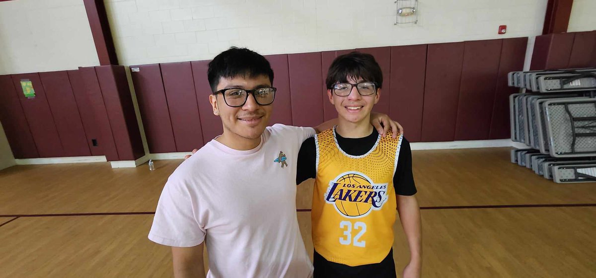 LYEcoding's tweet image. I love seeing both of my babies playing together. Hard work pays off. Congratulations Los Fresnos Boys and Girls Club Champions. I am so proud of you  💪 🏆 👏 
@LFCISDathletics #falconbasketball
