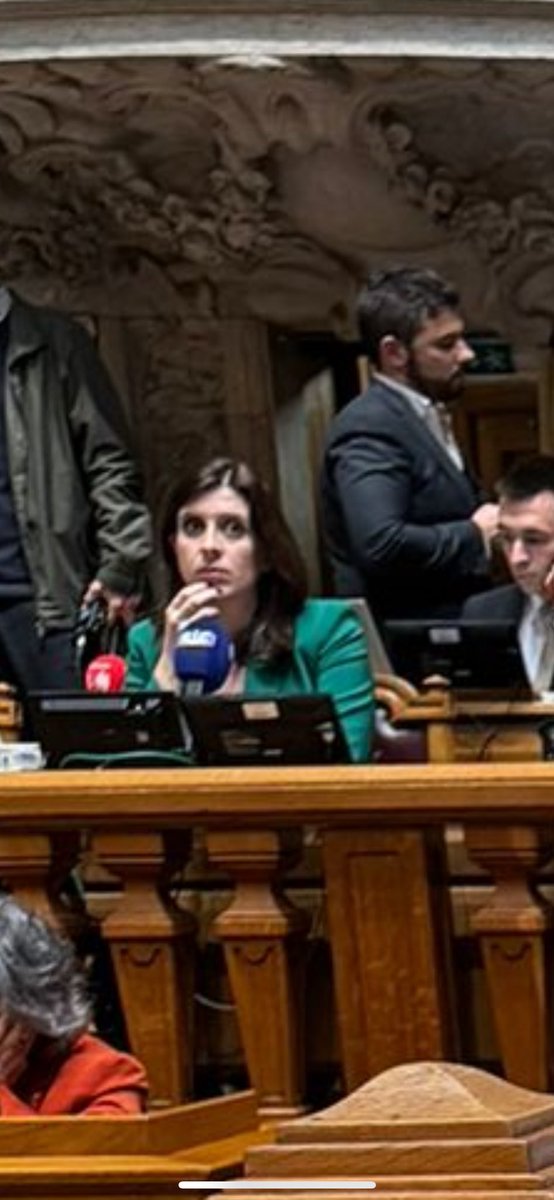 Ok, mas o que é que esta jornalista viu?