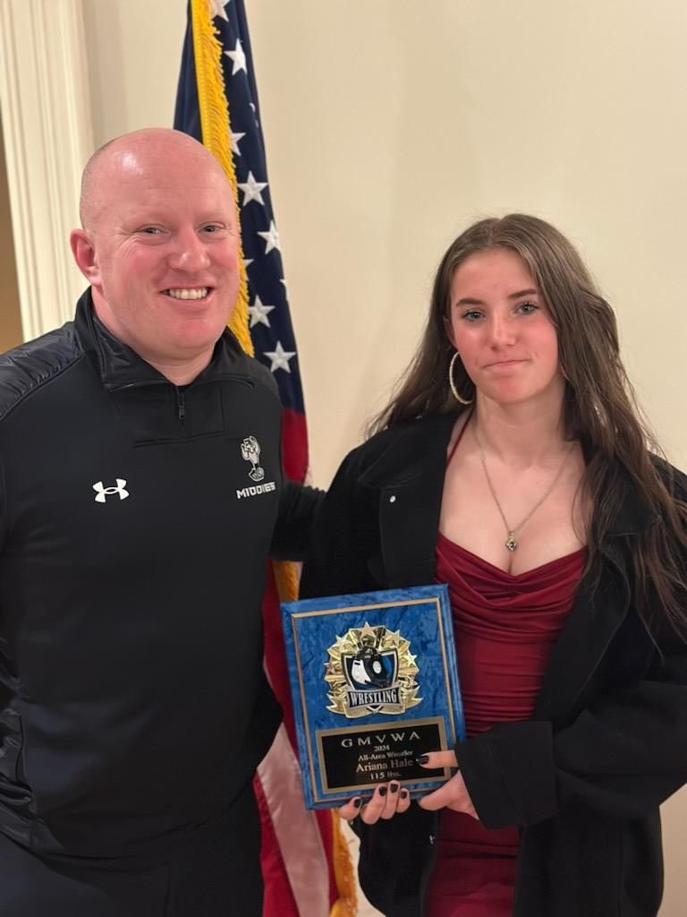 Congratulations to Freshman Ariana Hale for receiving All District First Team! Coach Campolongo and Ariana attended the GMVWA All-Area awards ceremony. 
#Exit32 #MiddiePride