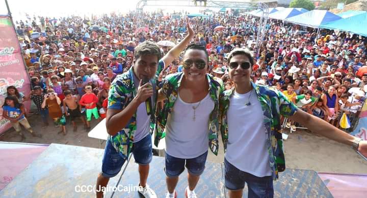 #AHORA || Visitantes del centro turístico Pochomil disfrutaron el primer día del Fiestón de0 Verano 2024, evento organizado por el Instituto Nicaragüense de Turismo (INTUR).

#VeranoAlegríaFamilia #SemanaSanta2024 #28marzo