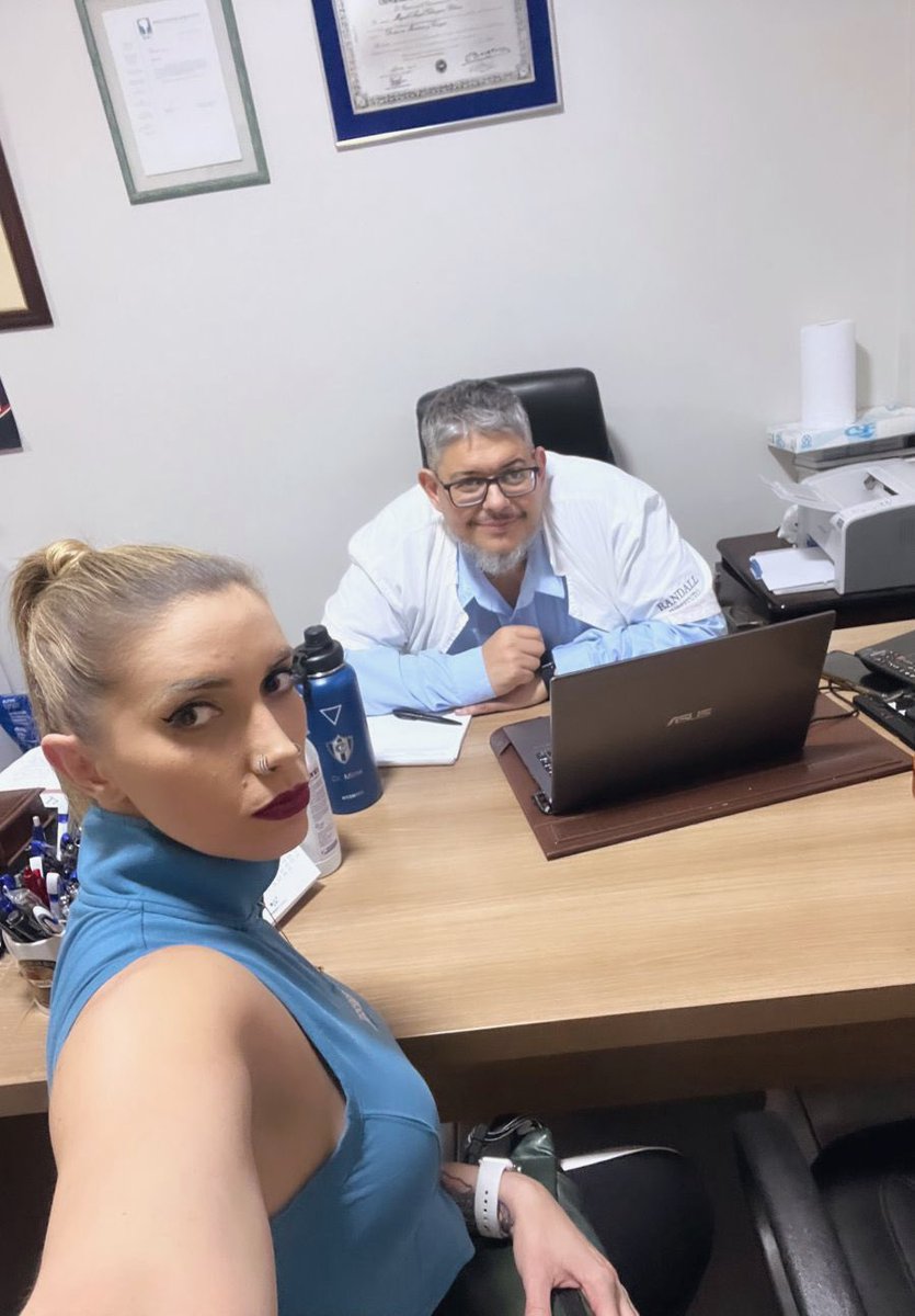 Gracias mi querido Dr maim por curarme ❤️‍🩹 te vamos a extrañar tus pacientes y los periodistas que nunca nos negaste una entrevista, incluso atendiendo. Siempre con la mejor predisposición. En tu honor a cerebrar 🧠 la vida. 
Gracias 🫶🏼