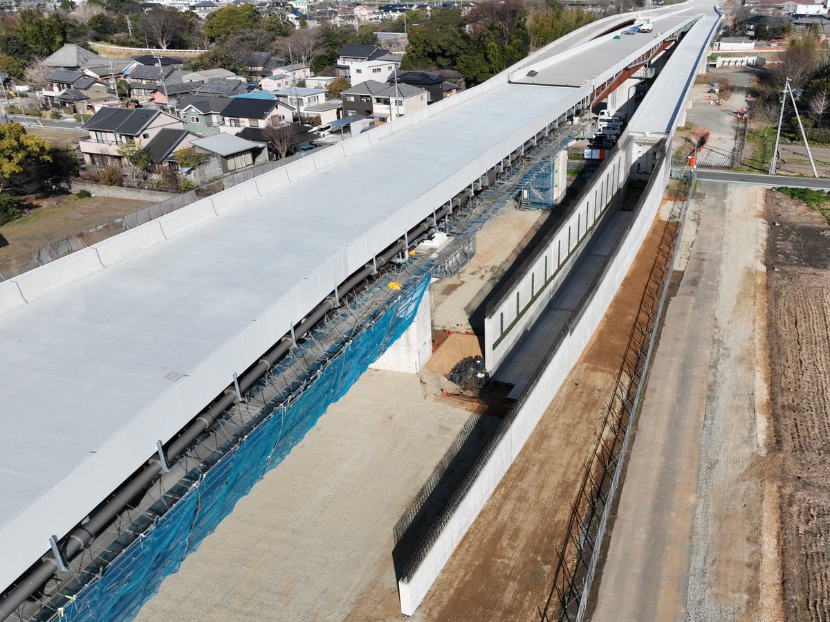 KONDO_GROUP's tweet photo. 土木事業部の現場紹介！
国道23号蒲郡バイパスの当社施工箇所完了しました。
#近藤組 #近藤組土木 #近藤グループ #国道23号 https://t.co/ZBzls18uSm