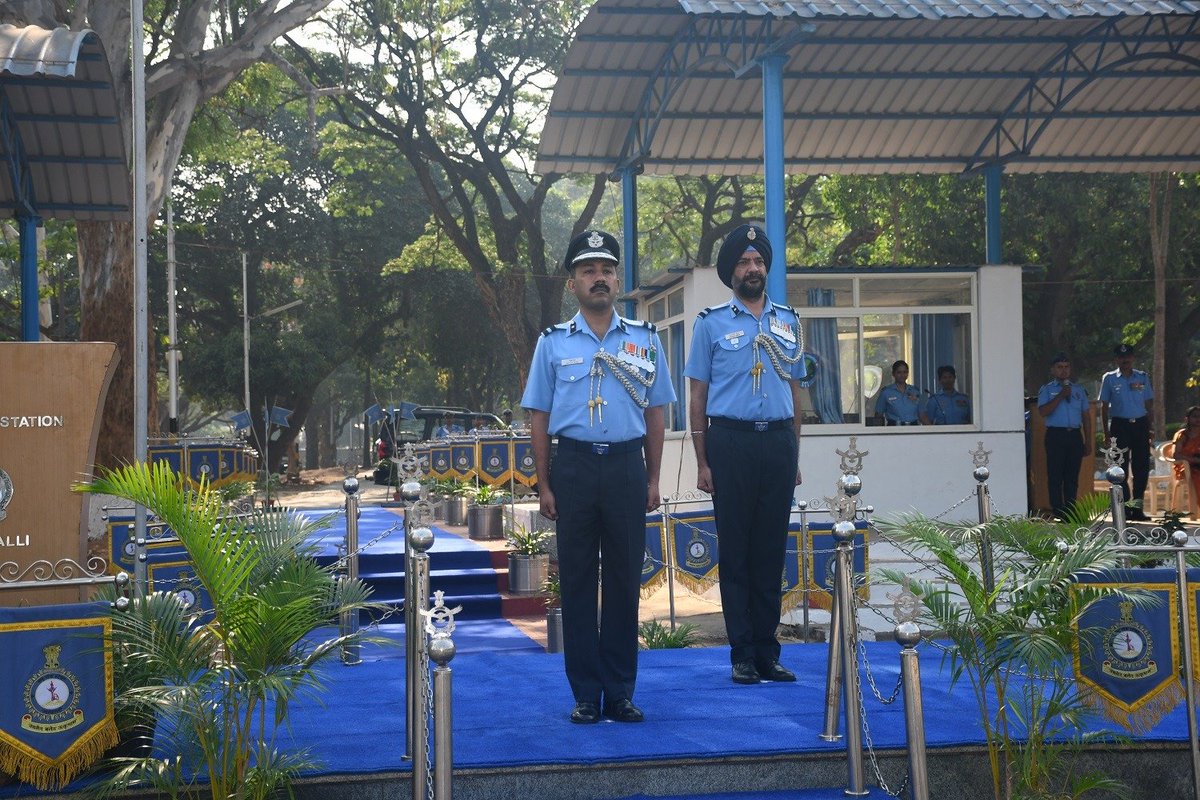 Air Commodore Santosh KP Hegde took over the command of Air Force Station Jalahalli from Air Commodore Sarabjit Singh on 28 March in an impressive parade held at the station. @IAF_MCC