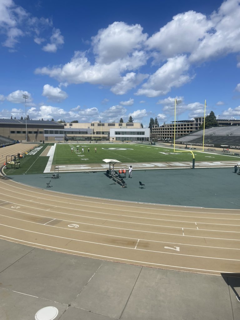 Shoutout @SacStateFB for the unofficial visit and tour of the facility and campus! Grateful to meet @KColmon and look forward to more opportunities 🙏🏼 @westernpioneer1 @CoachDavidsonWH