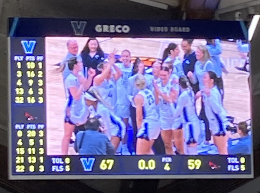 Congratulations to ⁦@novawbb⁩, ⁦@DeniseDillon⁩ and staff! Big win tonight to advance to ⁦@wbitwbb⁩ Final4 in Indy! \\\/// ✌🏻🏀