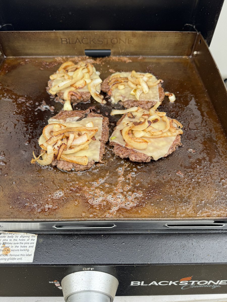 Ka0sKl0wN's tweet photo. Doing my best #unicornchef #hackerkitchen impression from the campground. @brysonbort @TheOnlyMike_E @d0rkph0enix Does this look right? https://t.co/3TLzCmb7d4