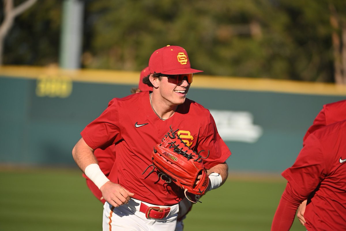 USC_Baseball tweet picture