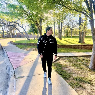 31tule's tweet photo. #NewProfilePic https://t.co/WOW3e10xSp
