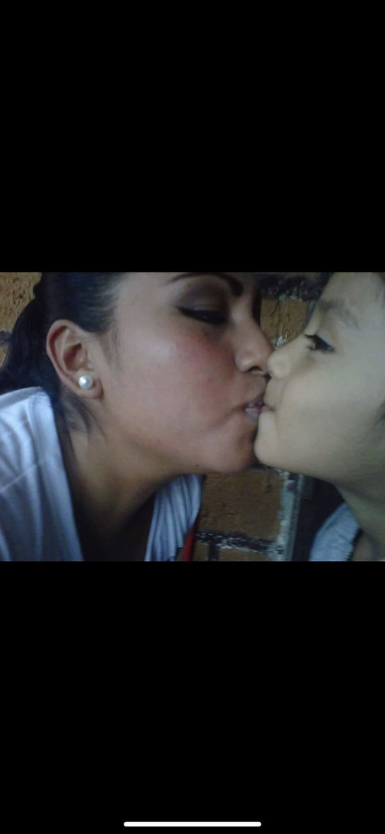 thealangrey's tweet photo. Asi se exhibía Ana Rosa Aguilar, besando a un menor de edad  Ella es la  secuestradora y asesina de la niña #Camila en #Taxco, #Guerrero. https://t.co/v8lceeHxiM