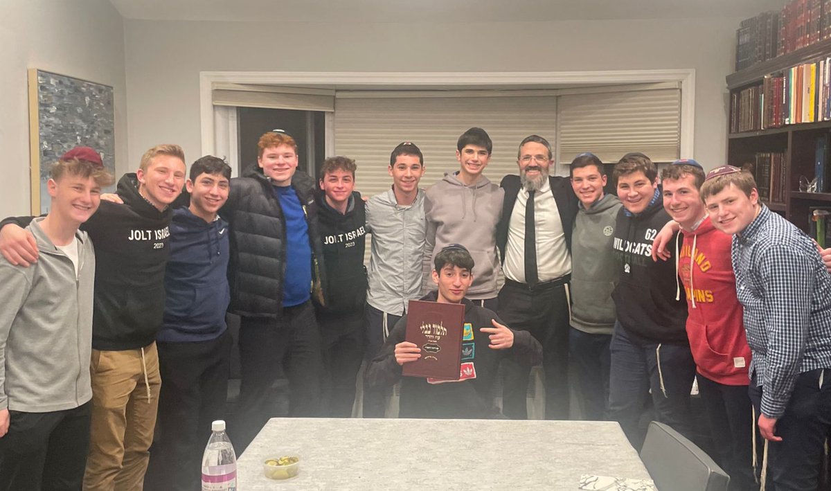 DRS Yeshiva HS tweet media