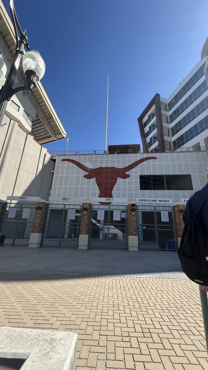 Isaac AMED tweet media