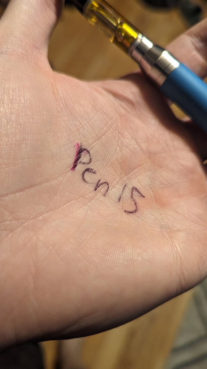 Crave132's tweet image. I'm in 

#pen15