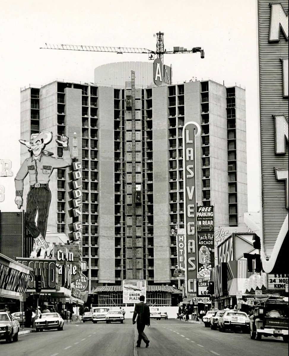 Union Plaza Hotel going up in May 1971 in Downtown #LasVegas . Constructed on the site of the former Union Pacific Railroad depot, @PlazaLasVegas opened in July 1971 with 504 rooms and a 66,000 sq ft. casino floor. 📷 @unlvsc