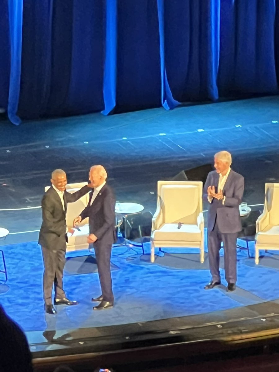 What an incredible honor to attend the biggest fundraiser in the history of the DNC with @JoeBiden, @BarackObama, and @BillClinton. It was an uplifting, moving, and thoughtful night that focused on the future, not the past.