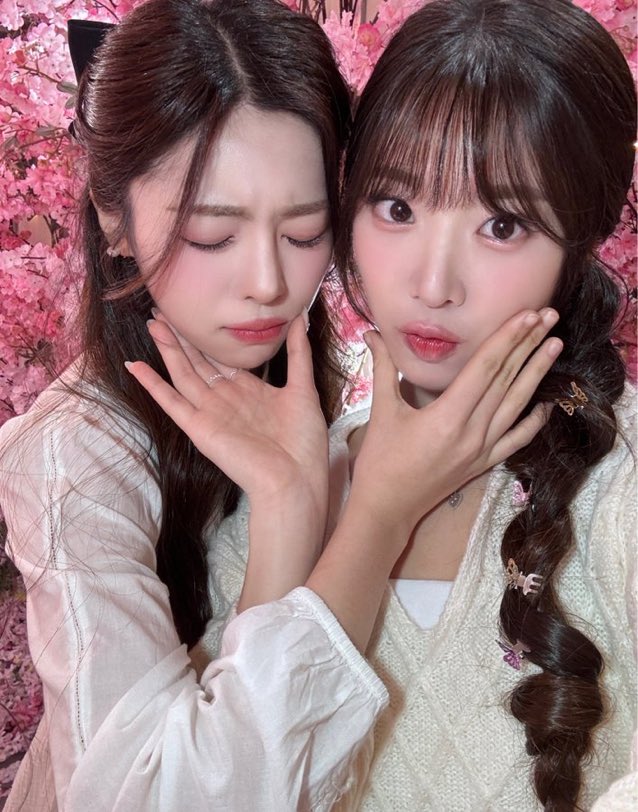 save me cuties… cuties save meeee 😭😭😭