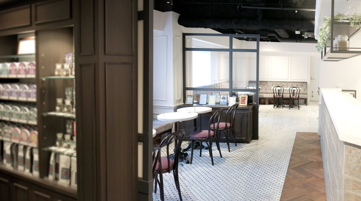 【お別れまであと３日🍃】 
みなさまと一緒に歩んだ日々への感謝を胸に、銀座本店では「ご愛好キャンペーン✨」を実施しております！ 最後のひととき、皆様に一目お会いできればとても嬉しいです🥲
本日、銀色猫喫茶室 銀座本店は12:30～20:00で営業しております☕️　#銀猫最後の3日間