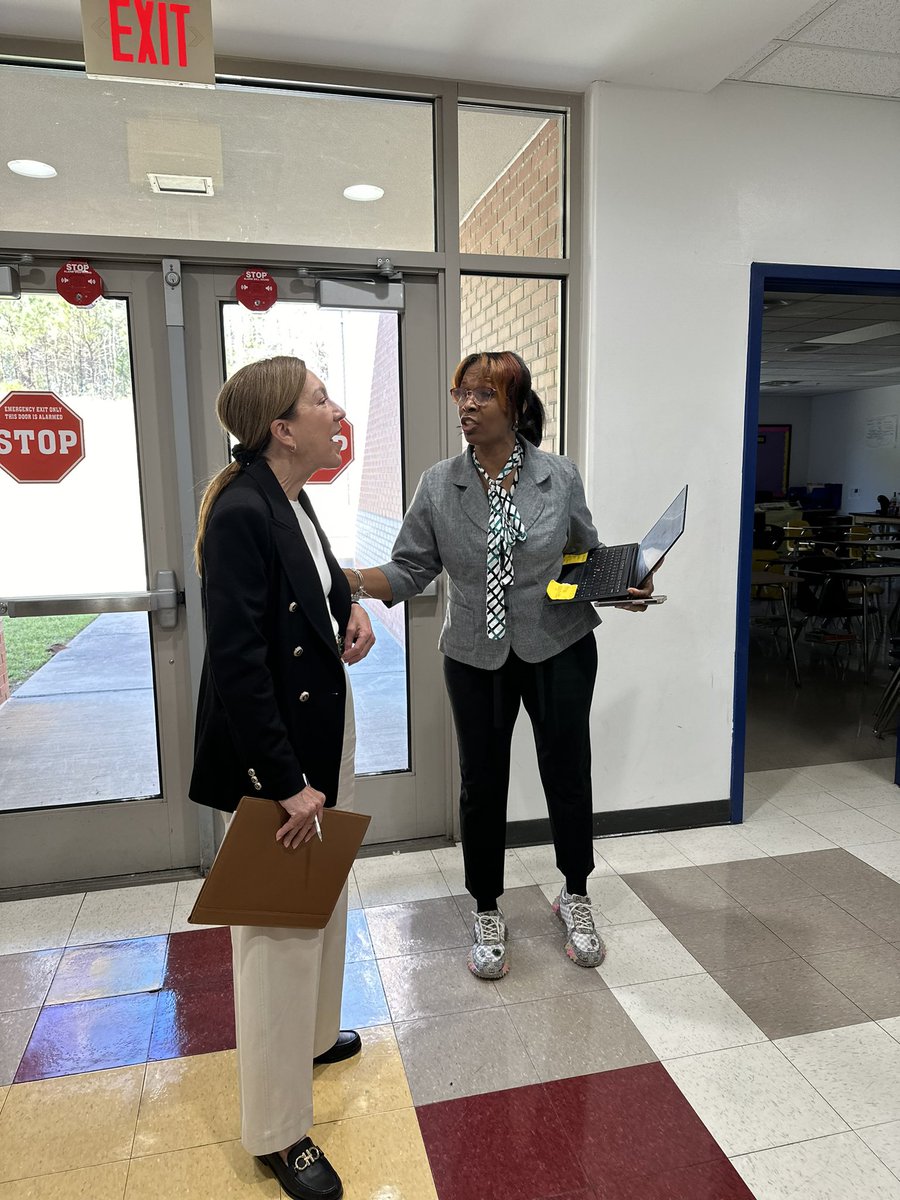 Norminicka clare tweet media