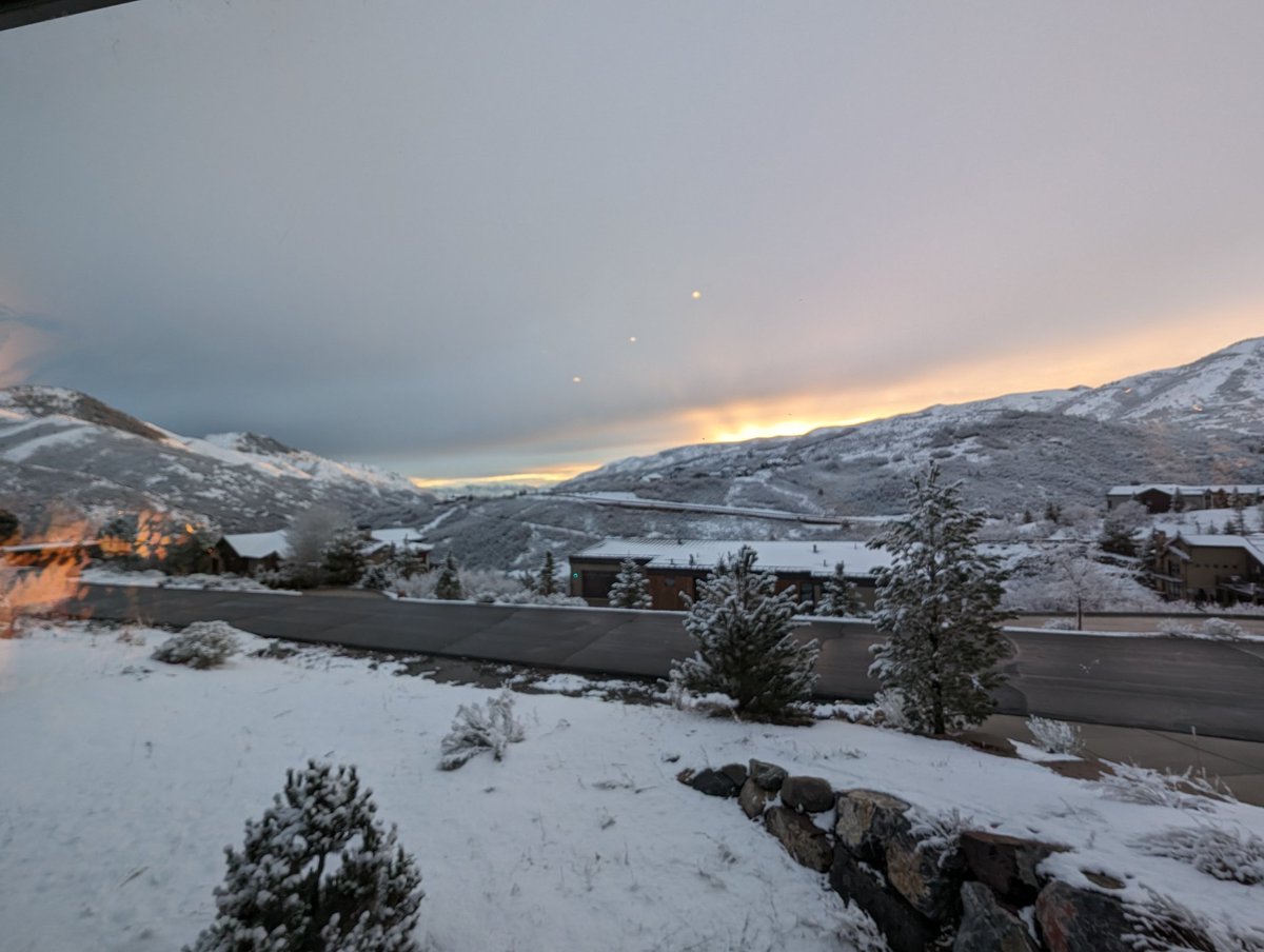 I hope my @SIRspecialists colleagues at #SIR24SLC got to see some of this! View from our friend's house!