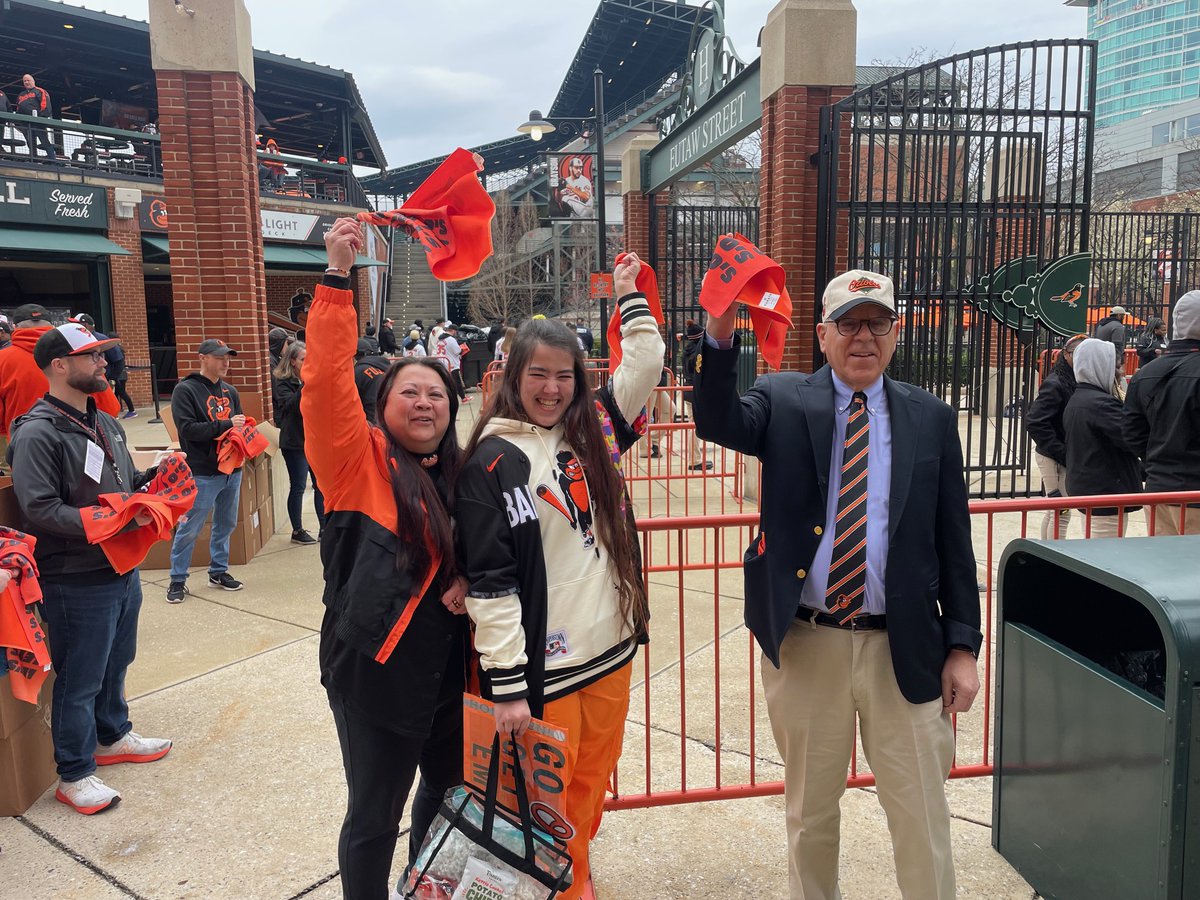 Loved meeting so many loyal and enthusiastic @Orioles fans. Thanks for your gracious welcome. OPACY now feels like home away from home.