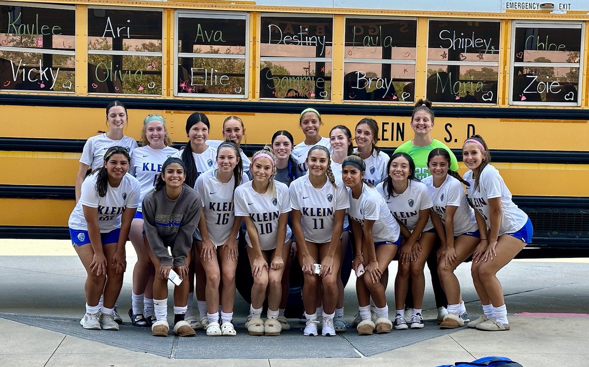 KHS_LKatsSoccer's tweet photo. Very special night, Redeem Team‼️ Thank you to all our friends, families, classmates, club teammates, Klein Boys ⚽️ Team, Klein Cheerleaders and our Klein Faculty in attendance tonight. Our girls couldn’t have done it without all your support. On to Round #3 🆚 Tomball High. https://t.co/dR3gTnxfWH