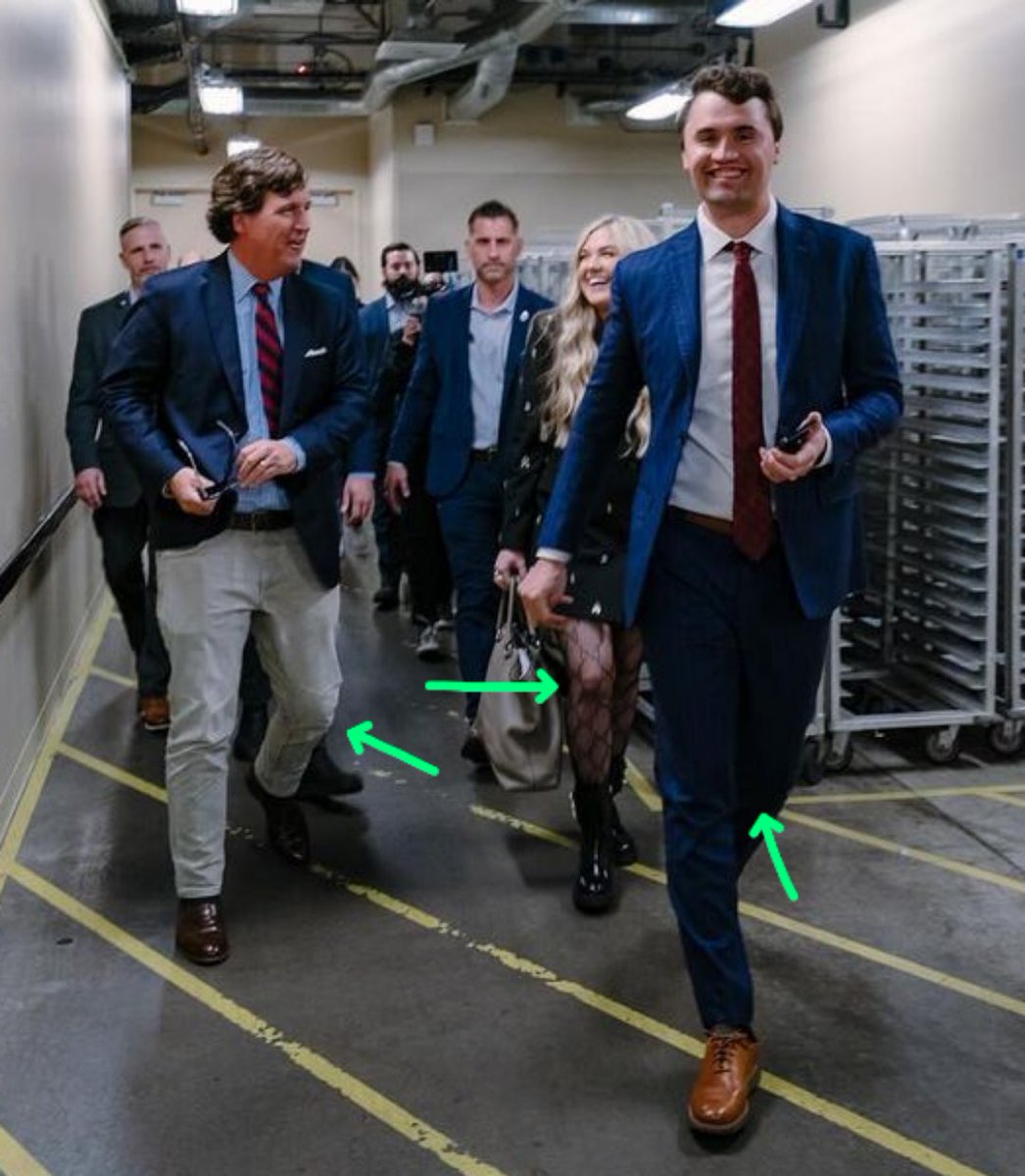 Look at the knees of Tucker Carlson, ERIKa + Charlene Kirk to help you 🙈 see what gender they REALLY are.

#EGI #TuckerCarlson #charliekirk #turningpointusa
#turningpoint