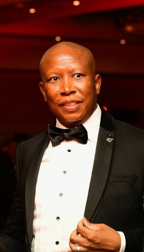 EFF_Limpopo's tweet photo. 61 DAYS TO GO!

He vowed to fight for change. He committed to the fight against the injustices our people experience daily. He carries a vision for Africa and its people.

#VotEFF https://t.co/6KjcCNbXgv