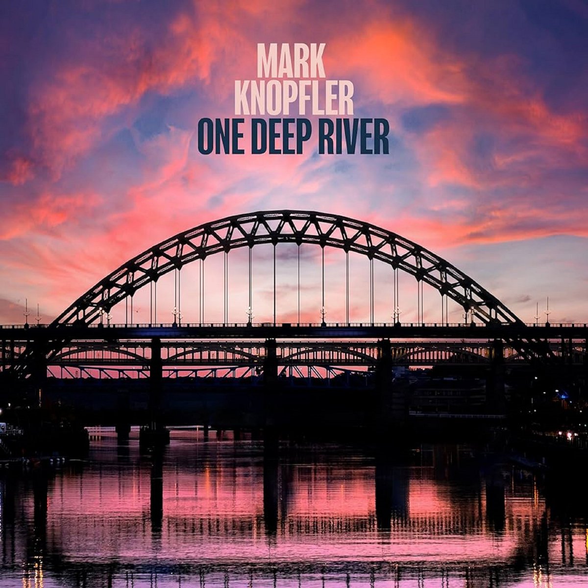 @MarkKnopfler dans son dernier album, c'est comme un vieux chat qui sent que la fin de rapproche : le rythme devient plus lent, plus mélodieux, on en profite. C'est un régal ❤️ #OneDeepRiver #MarkKnopfler