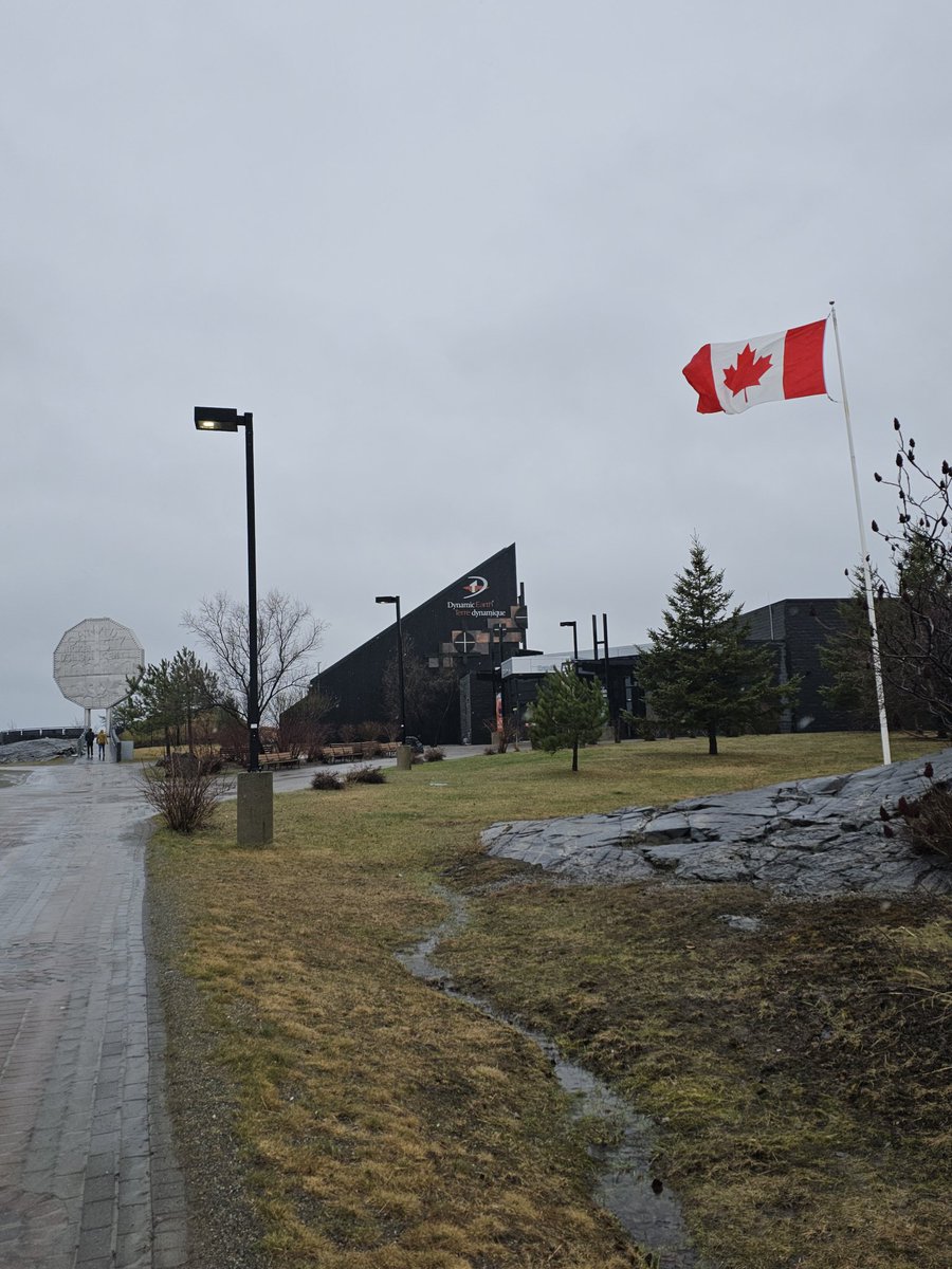 A quick stop at Sudbury @Canada 
Big Nickel