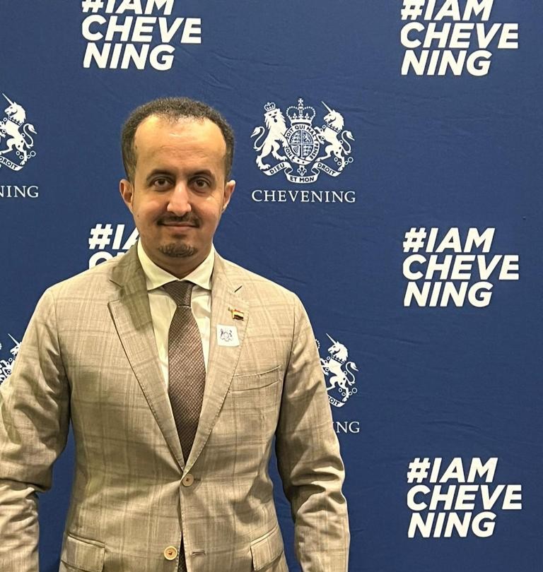 ‘My time at SOAS guided me on how to deal with, solve problems, and prioritise policies’💡 #Chevening Alumnus Hamzah Alkamaly is applying what he learnt at @SOAS to empower future leaders of Yemen through sport 👇 Could it help you achieve your goals? chevening.org/news/soas-alum…