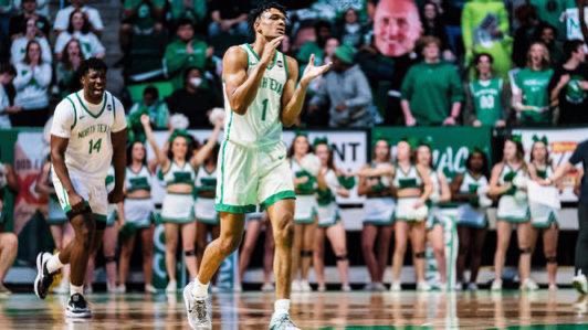 𝙉𝙀𝙒𝙎: North Texas transfer Aaron Scott will begin his visit to #Memphis this afternoon and has another visit scheduled with St. John's for Monday, a source tells @247Sports. STORY 👉🏾 247sports.com/college/basket…
