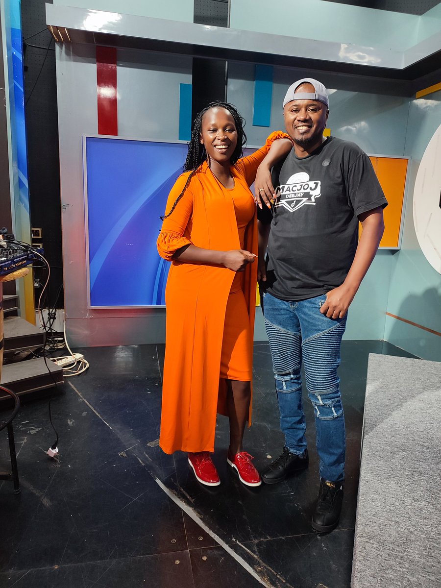 Mugithii!!!!
Watigia kuhurwo cabi matereba me chonjo!!!
Uko wapi ethaga twa raba!
Dj Macjoj 
Joy  Macharia 
#inoorofmmugithinight
#inoororfm