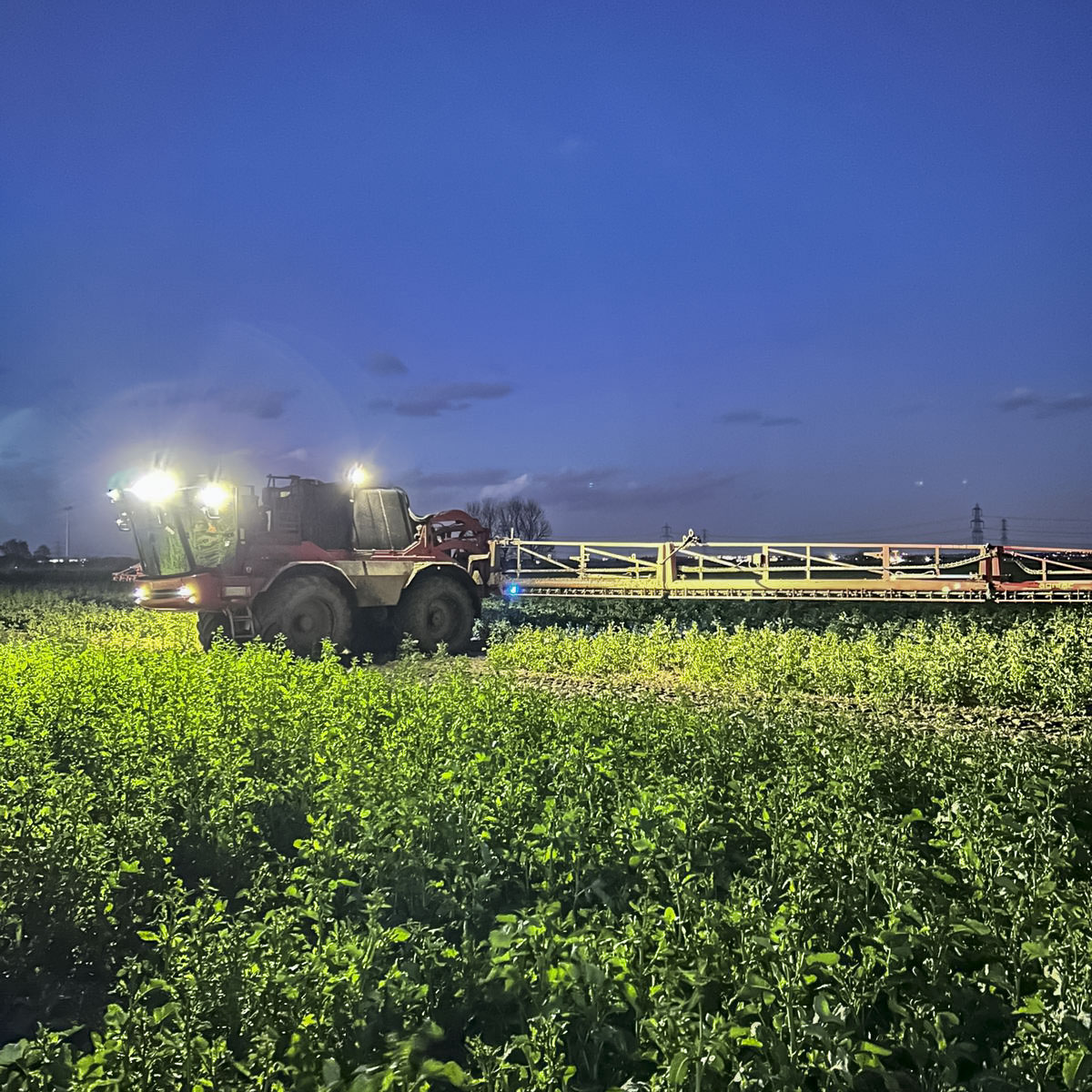 Kieran is out with the 36m Agrifac Condor 5, sneaking another tank of spray onto the rape while the weather allows, its been a tricky spring so far, all the rain and wind haven’t been on our side for applications, Luckily on good days Kieran has put the hours in and got caught up