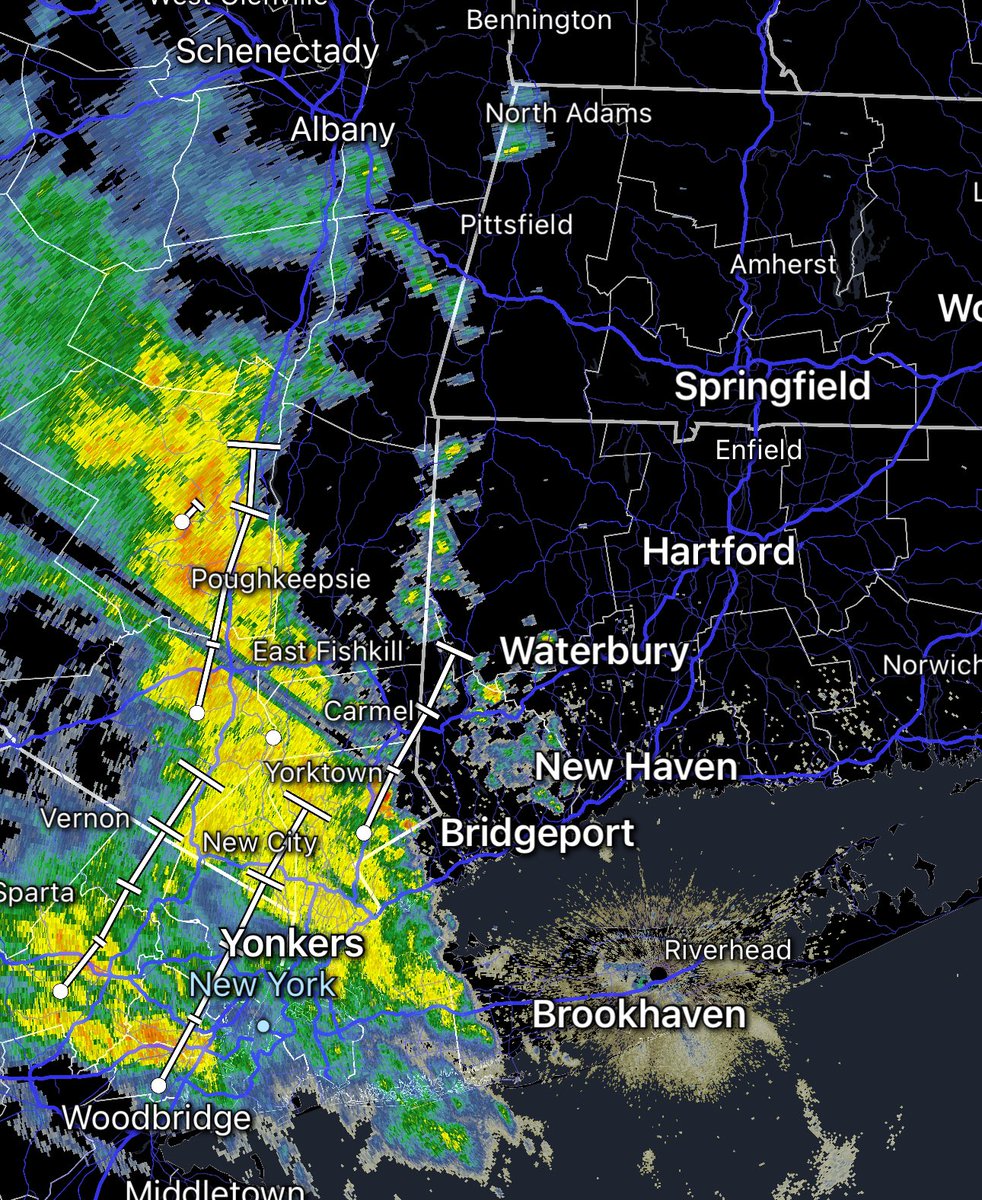 Watching a few more heavier showers along the front. Most of these stay in western areas as it’s moving NNE at 1:30pm.