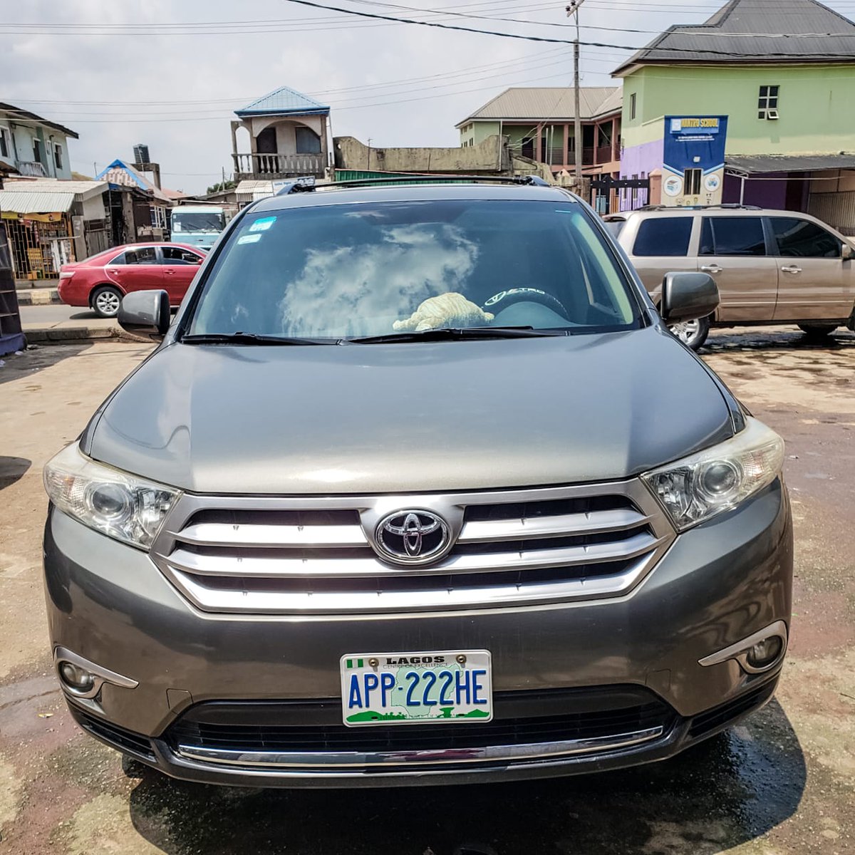 Lloyds277290306's tweet image. 2011 Toyota Highlander Tokumbo standard
100% first body 
Ac perfectly chilling 
Underneath 100%
Buy and drive 
Nothing to fix 
Come for inspection
Going for 11.5m