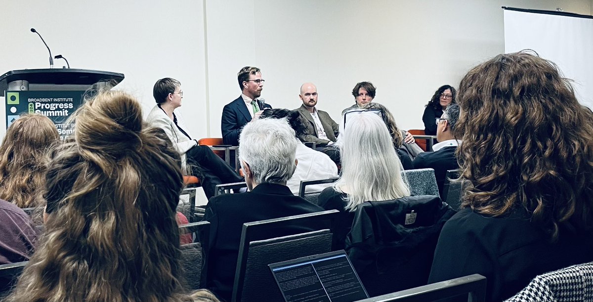 Great panel at the Progress Summit @broadbent about research, innovation and the economy. The importance of blue sky research, increasing research funding, precarious university workers, diversity in academia, what the economy is all about - a session close to my heart. Well done