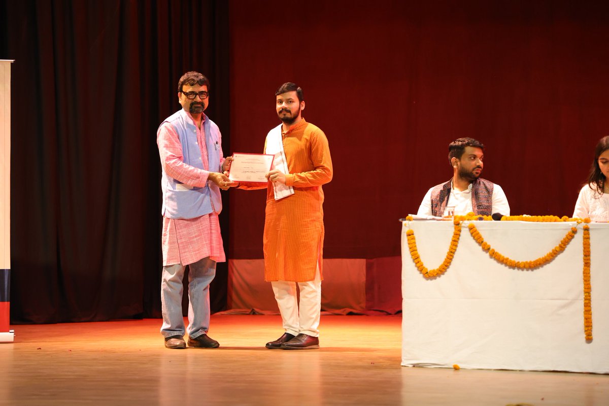 @YashowardhanT, Research Fellow, India Foundation, presented a paper on 'Indigenous Visions of Statehood: Comparative Analysis of Mahatma Gandhi & Pt. Deendayal Upadhyay', at Int'l Conference on 'Advancing Integral Humanism in 21st Century' organised by @RishihoodUni on April 12.